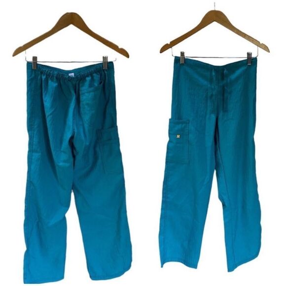 Wink Teal Spread Good Cheer Medical Scrub Pants Women’s XS Drawstring - Picture 1 of 7